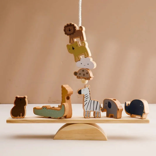 Balance Board & Fädelspiel aus Holz